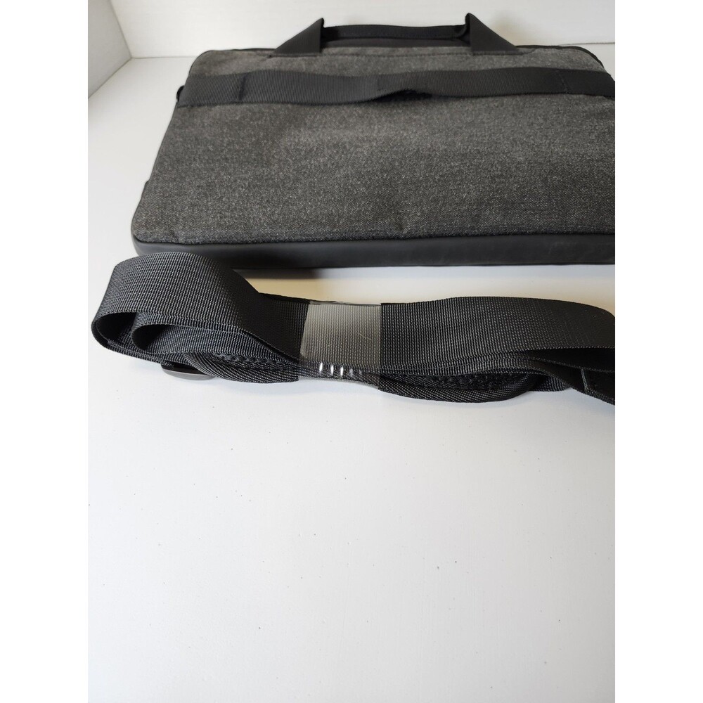 New Dell Pro Sleeve 13 Notebook Laptop Carrier Bag Gray & Black 7MTR0 - Picture 9 of 11